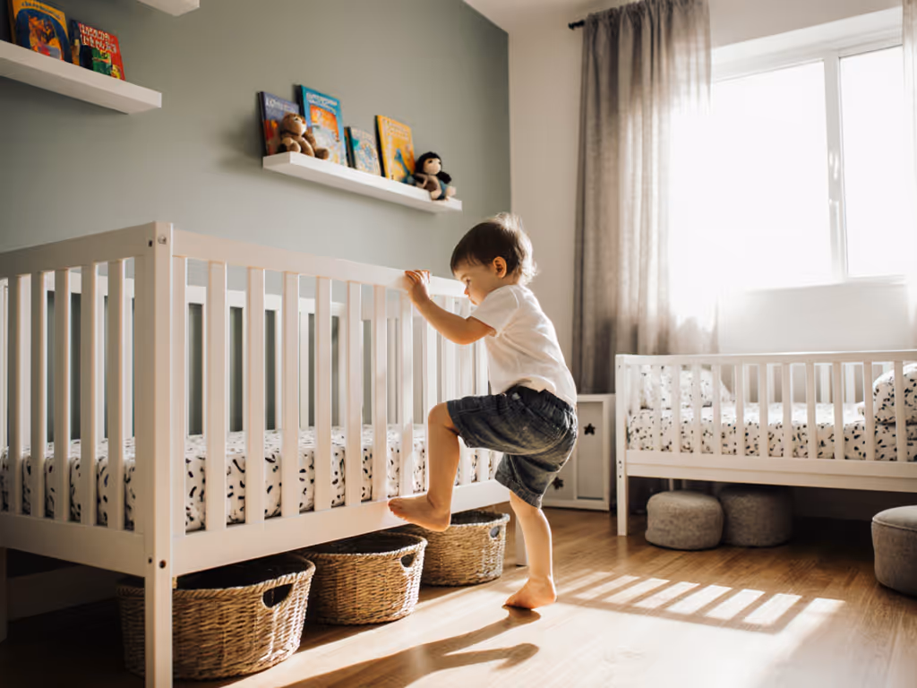 Toddler Bed Readiness: Developmental Signs Over Age